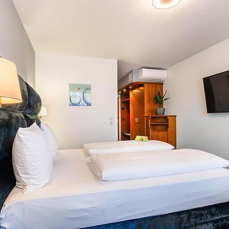 Hotel Frechener Hof ภายนอก รูปภาพ