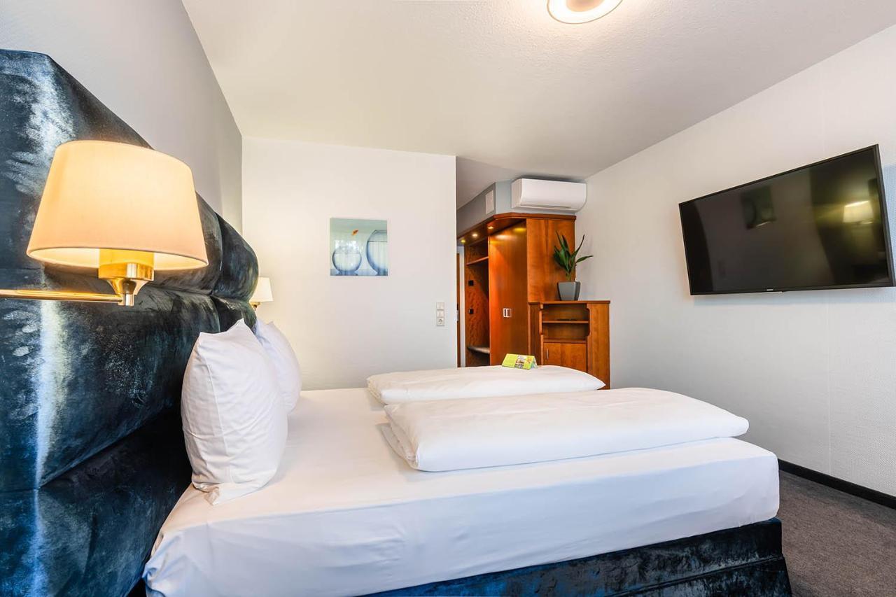 Hotel Frechener Hof ภายนอก รูปภาพ