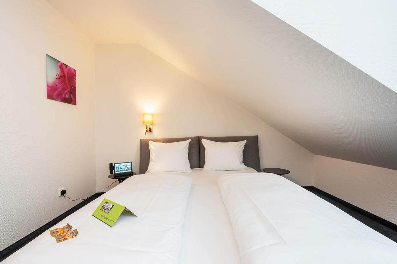 Hotel Frechener Hof ภายนอก รูปภาพ