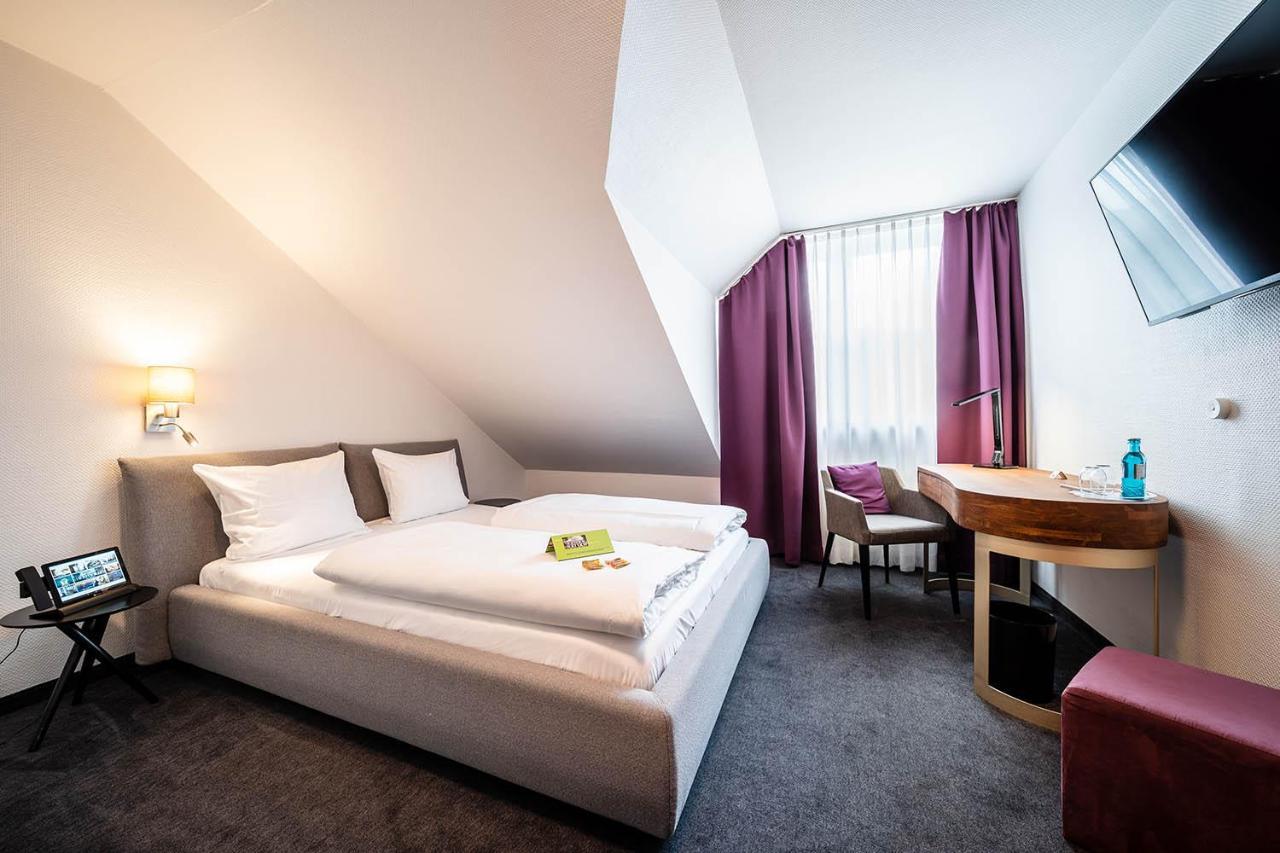 Hotel Frechener Hof ภายนอก รูปภาพ