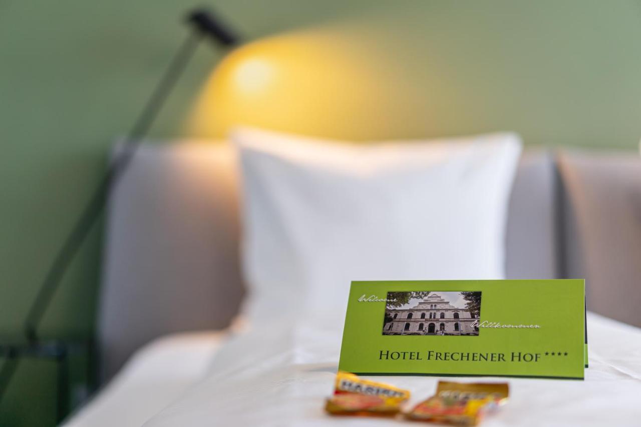 Hotel Frechener Hof ภายนอก รูปภาพ